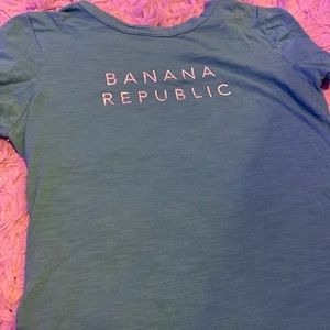 Green Banana Republic T-shirt